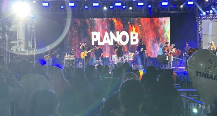 Shows musicais movimentam Tubarão neste domingo no Hiper Sunset