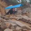 Jovem de 16 anos morre em pedreira de Treze de Maio após queda de rocha